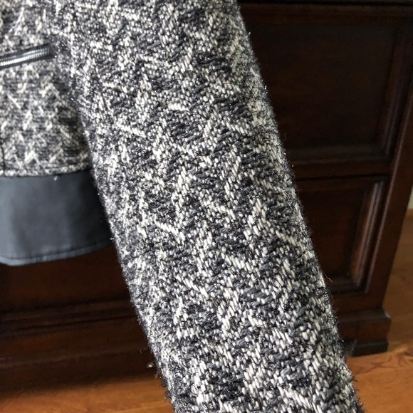 Romeo and Juliet Couture for Gossip Girl wool and faux leather tweed jacket in L - Picture 7 of 8
